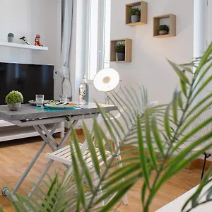 https://gregbnb-t2-design-clim-wifi-fibre.fr-provencehotel.com