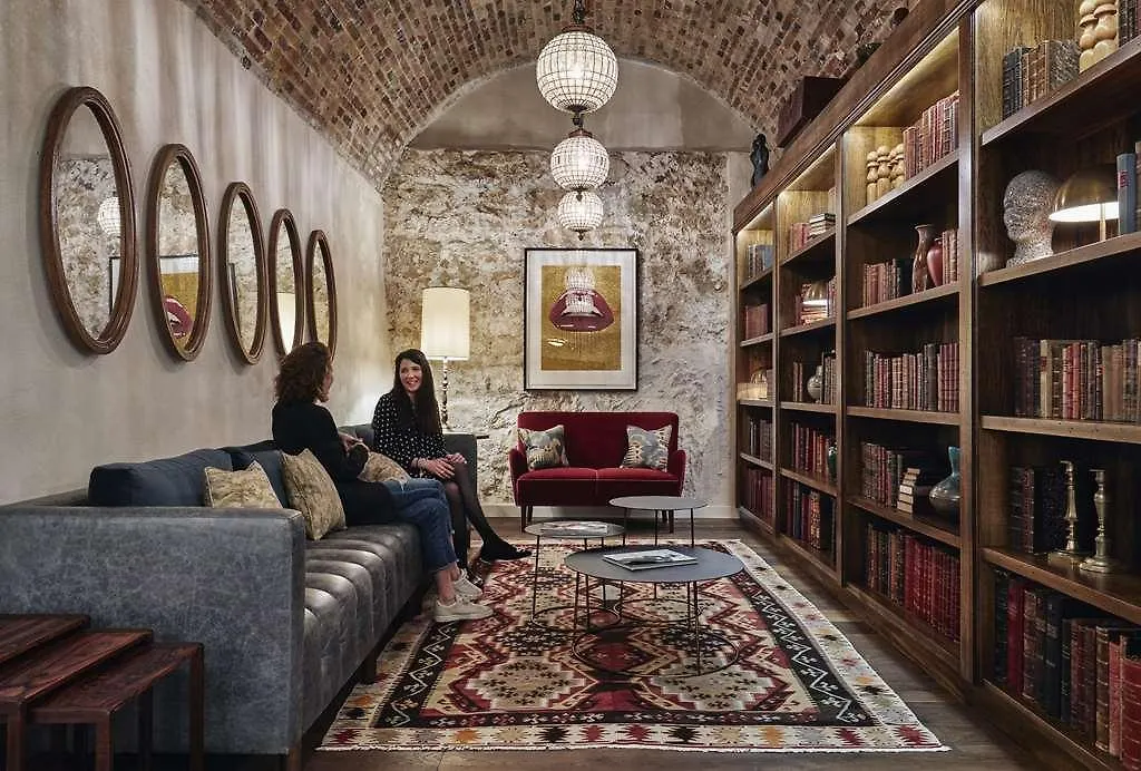 ****  The Hoxton, Paris Hotel France