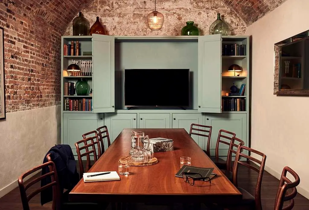 The Hoxton, Paris Hotel 4*,  France