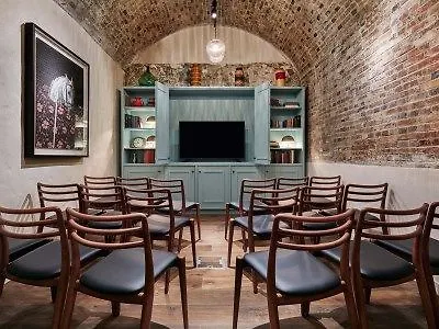 Hotel The Hoxton, Paris France